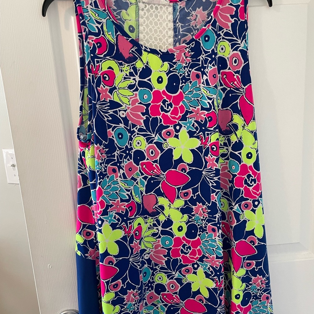 Floral Sleeveless shirt in Blue and Pink